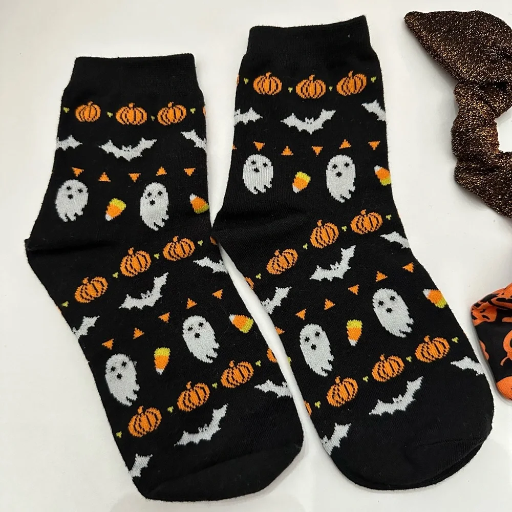 American Eagle Halloween Scrunchies 2-pack + Graphic Socks Black Orange One Size